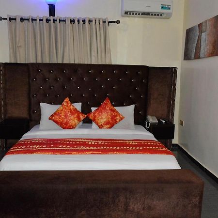 Esporta Suites Lekki Lagos Exterior photo
